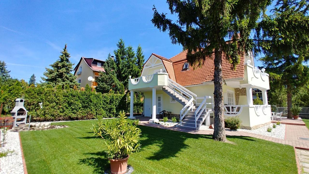 Balaton Apartman Fuered Balatonfüred Exterior foto