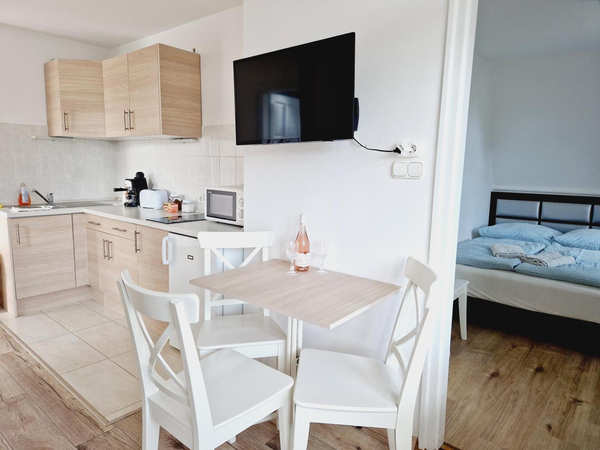 Balaton Apartman Fuered Balatonfüred Exterior foto