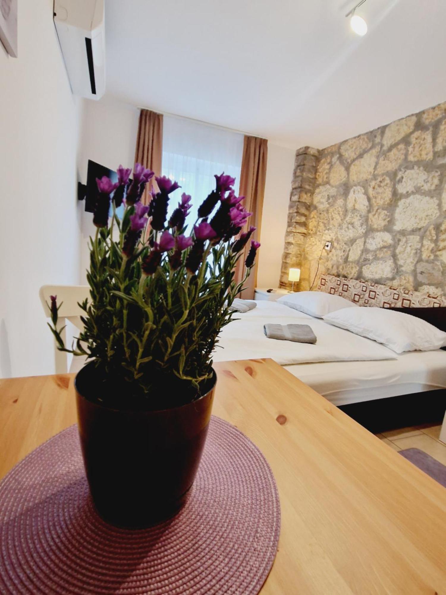 Balaton Apartman Fuered Balatonfüred Exterior foto